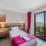 Ξενοδοχείο Eden Pyara 5*