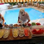 Ξενοδοχείο Eden Pyara 5*