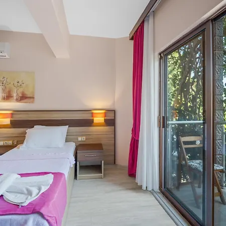 Hotel Eden Pyara Turunç