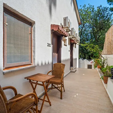 Eden Pyara Szálloda Turunc