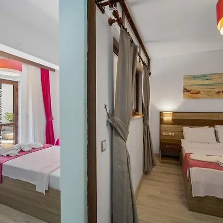 Eden Pyara Szálloda 5*