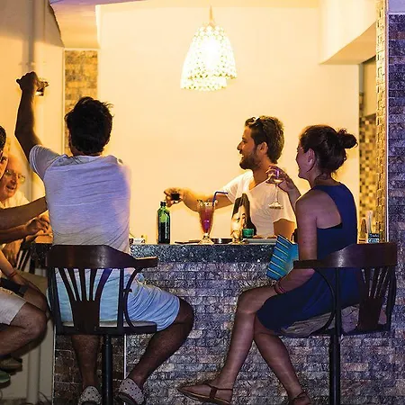 Eden Pyara Szálloda 5*